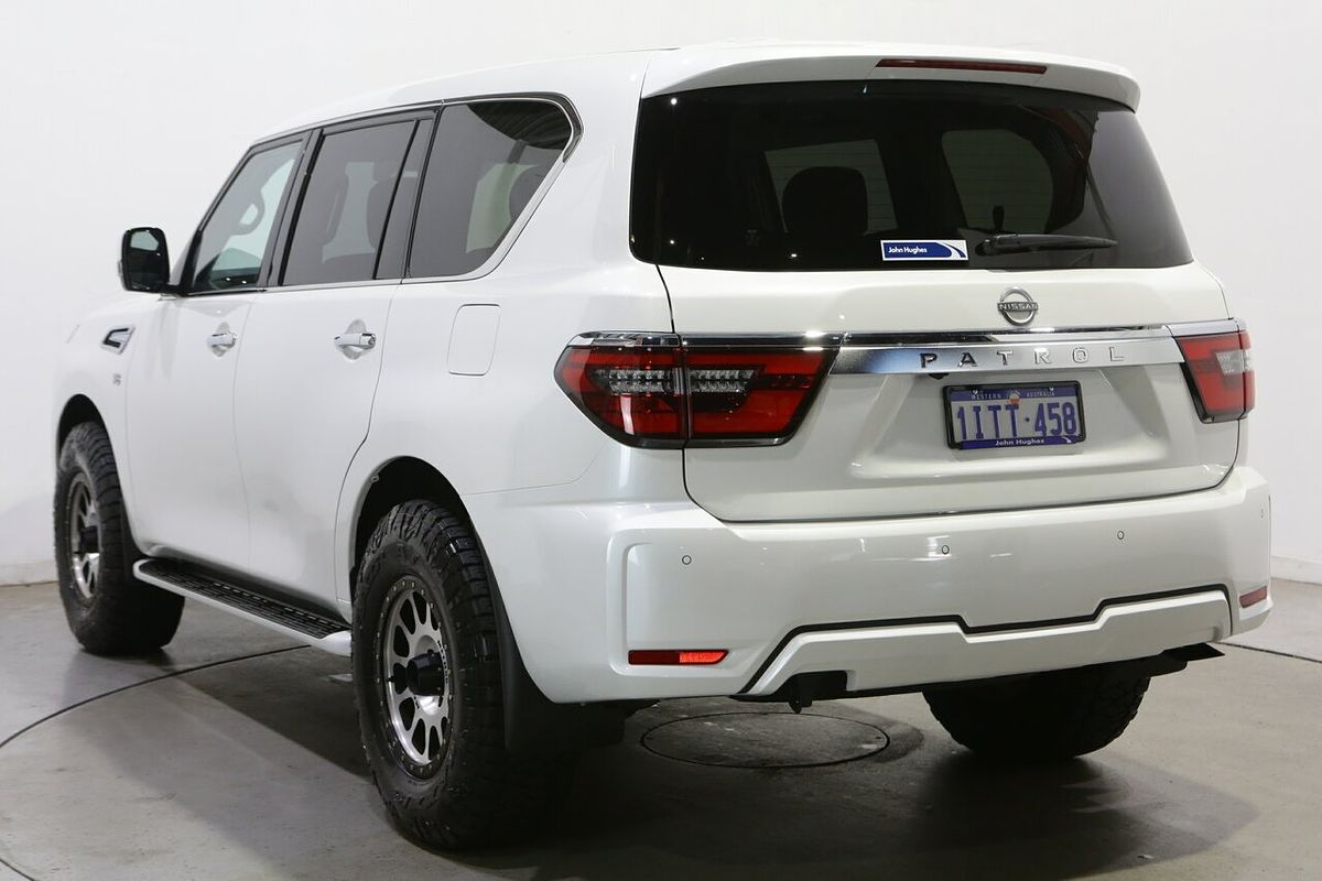 2024 Nissan Patrol Ti Y62