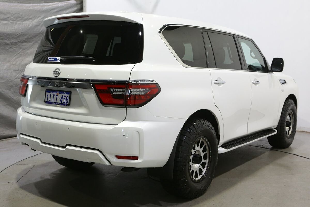 2024 Nissan Patrol Ti Y62