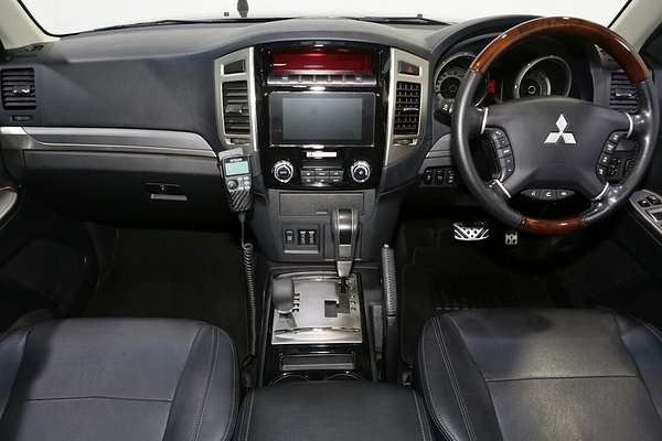 2018 Mitsubishi Pajero Exceed NX