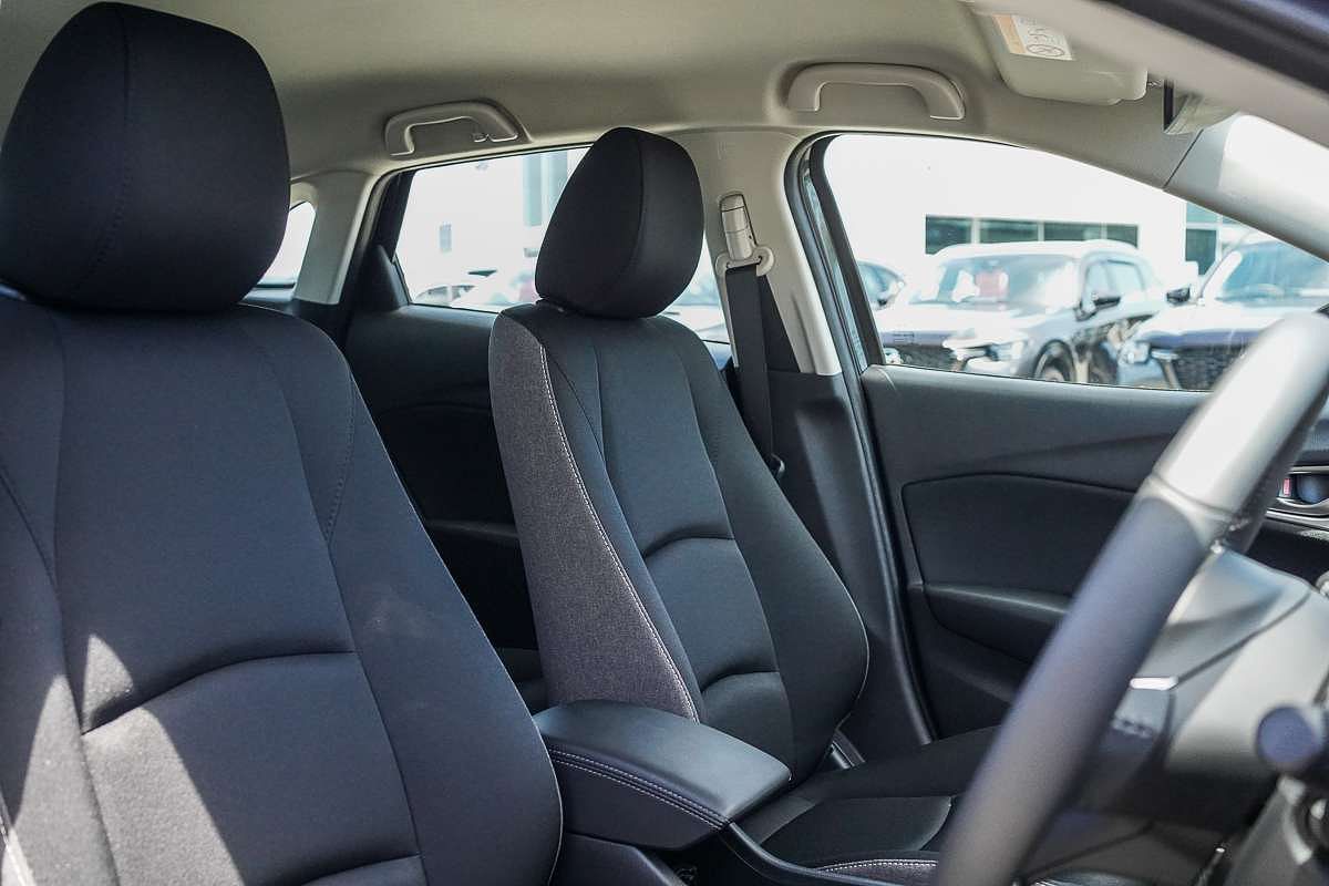 2025 Mazda CX-3 G20 Pure DK