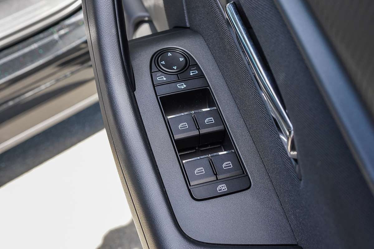 2025 Mazda CX-60 G25 Pure KH Series