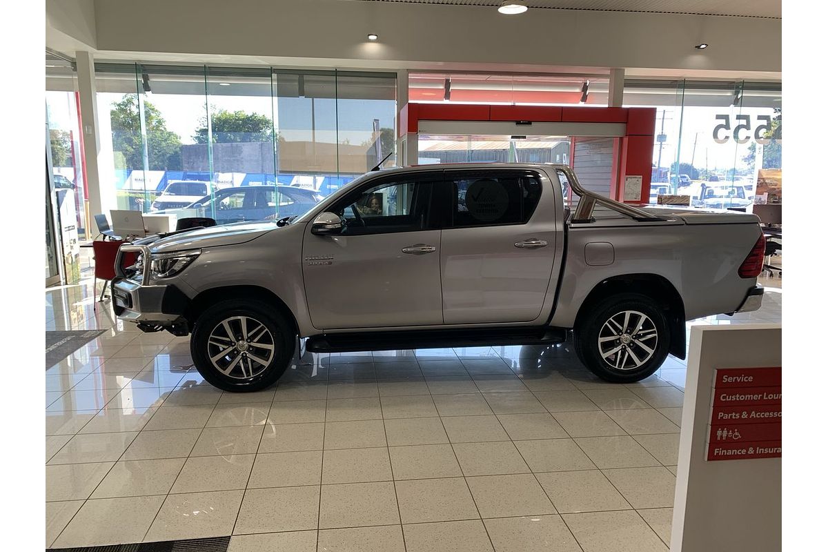 2016 Toyota Hilux SR5 GUN126R 4X4