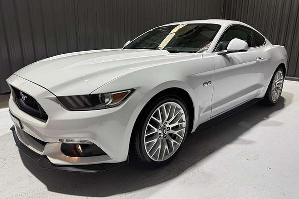 2016 Ford Mustang GT FM thumb-2