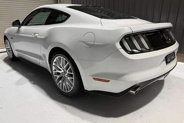 2016 Ford Mustang GT FM thumb-3