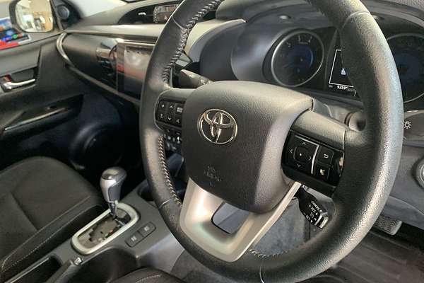 2016 Toyota Hilux SR5 GUN126R 4X4