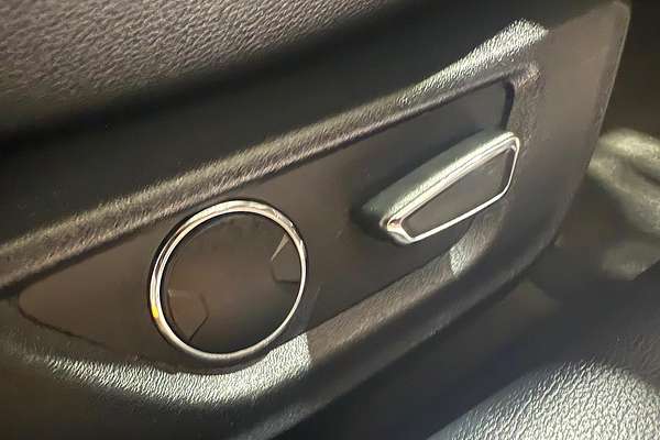 2016 Ford Mustang GT FM thumb-16