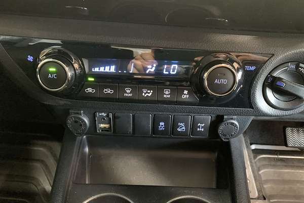 2016 Toyota Hilux SR5 GUN126R 4X4