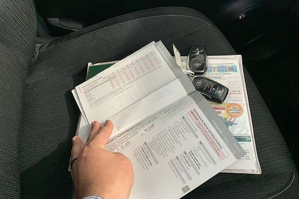 2016 Toyota Hilux SR5 GUN126R 4X4