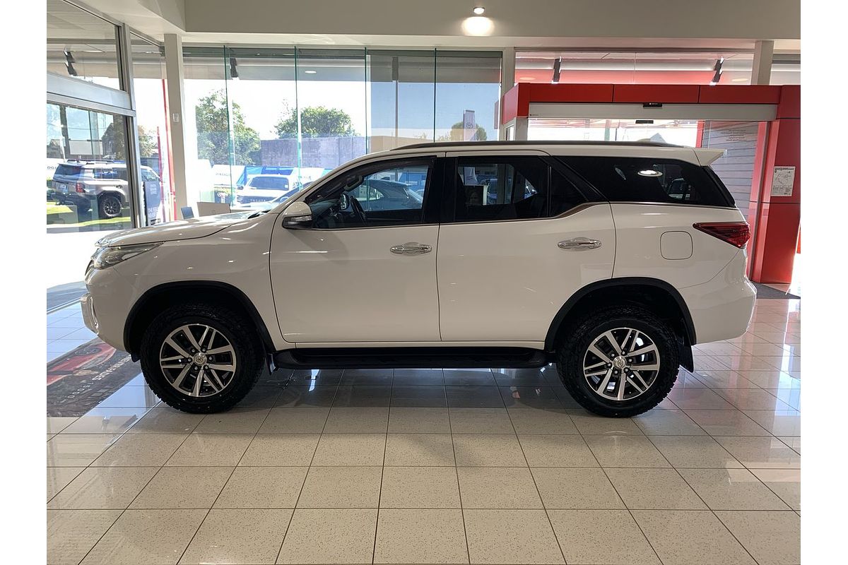 2016 Toyota Fortuner Crusade GUN156R
