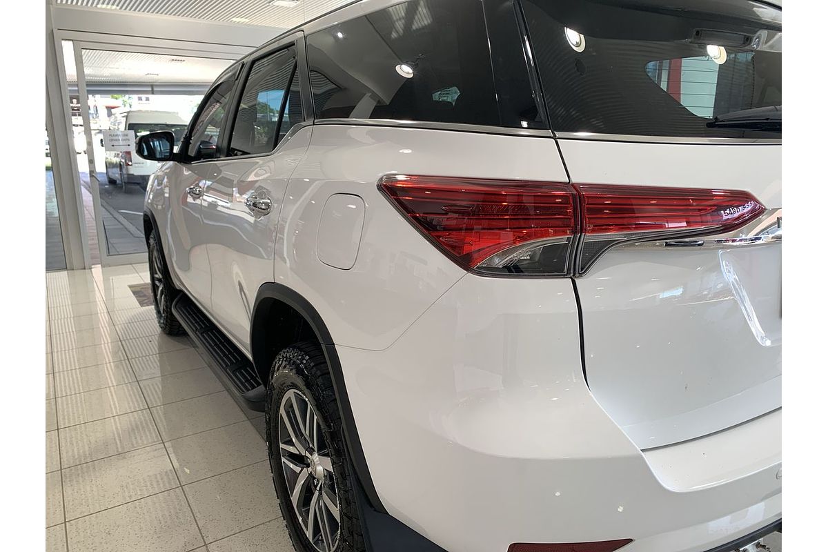 2016 Toyota Fortuner Crusade GUN156R