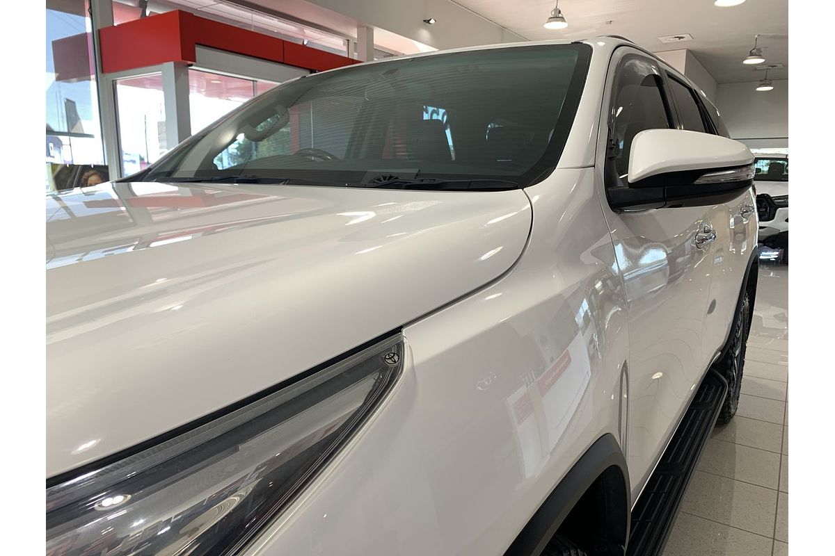 2016 Toyota Fortuner Crusade GUN156R