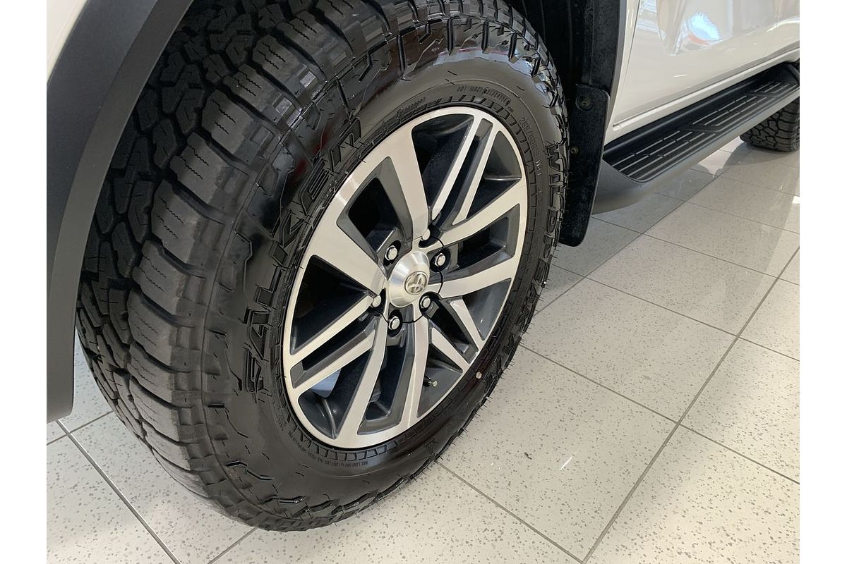 2016 Toyota Fortuner Crusade GUN156R