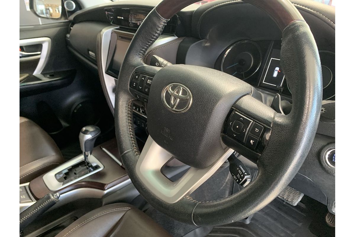 2016 Toyota Fortuner Crusade GUN156R