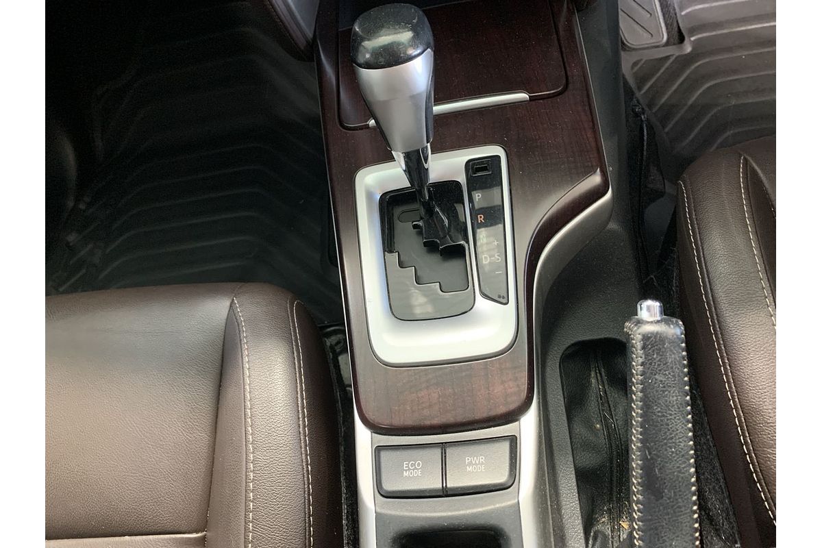 2016 Toyota Fortuner Crusade GUN156R