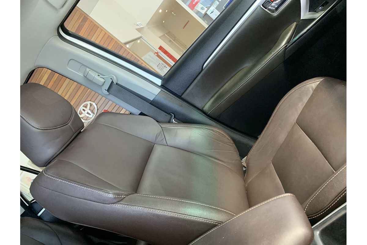 2016 Toyota Fortuner Crusade GUN156R