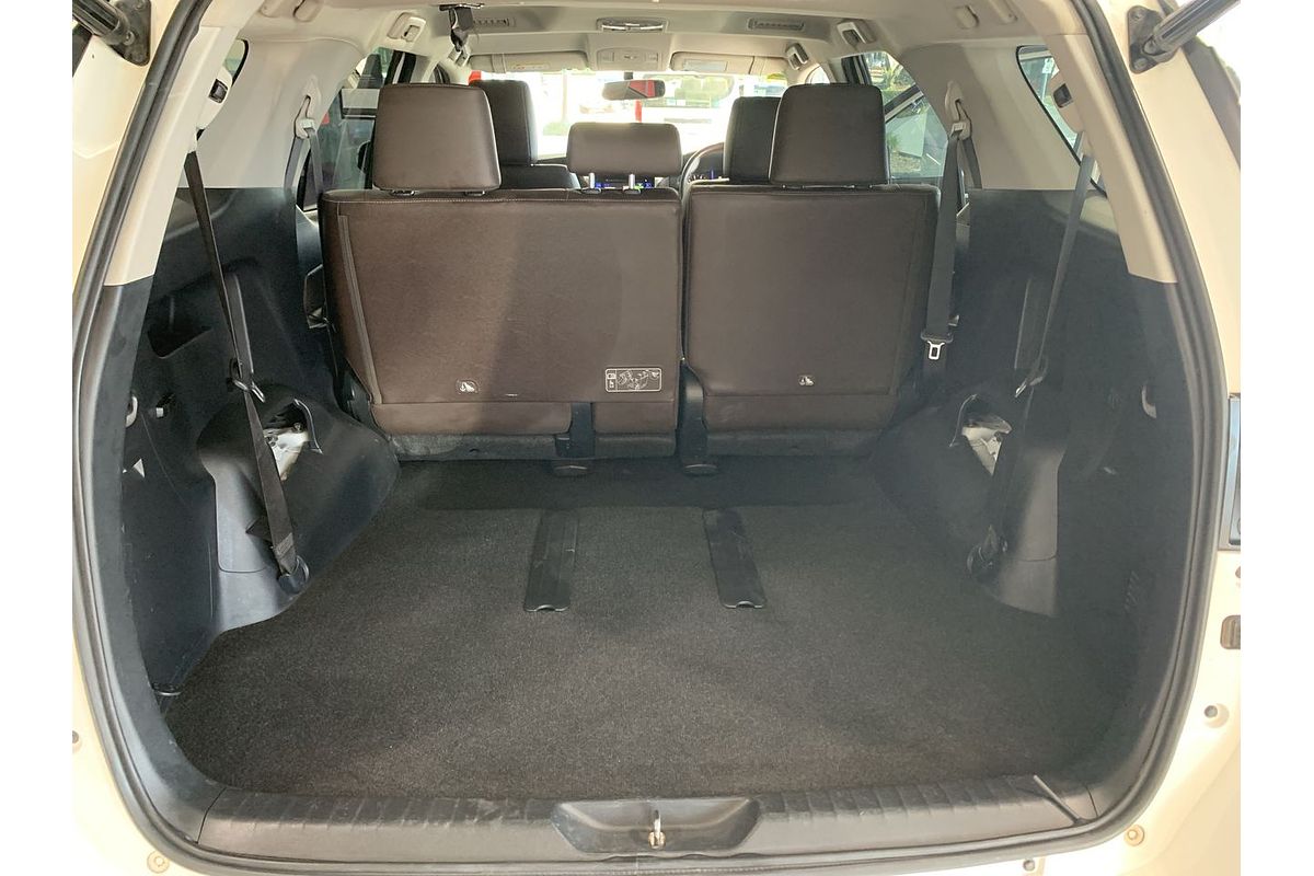 2016 Toyota Fortuner Crusade GUN156R