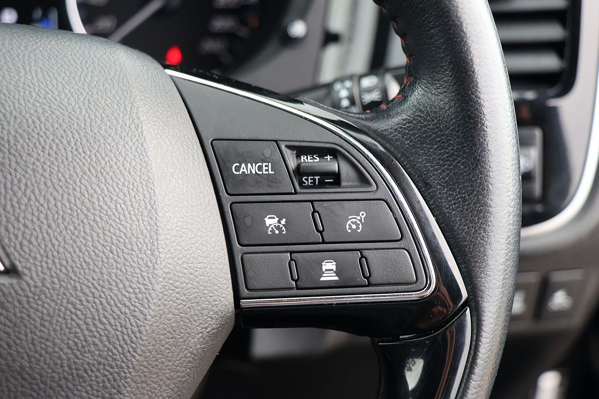 2020 Mitsubishi Outlander Black Edition ZL