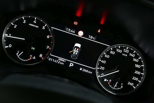 2024 Mitsubishi Outlander Black Edition ZM