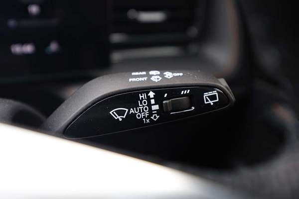 2025 MG HS Vibe AS33