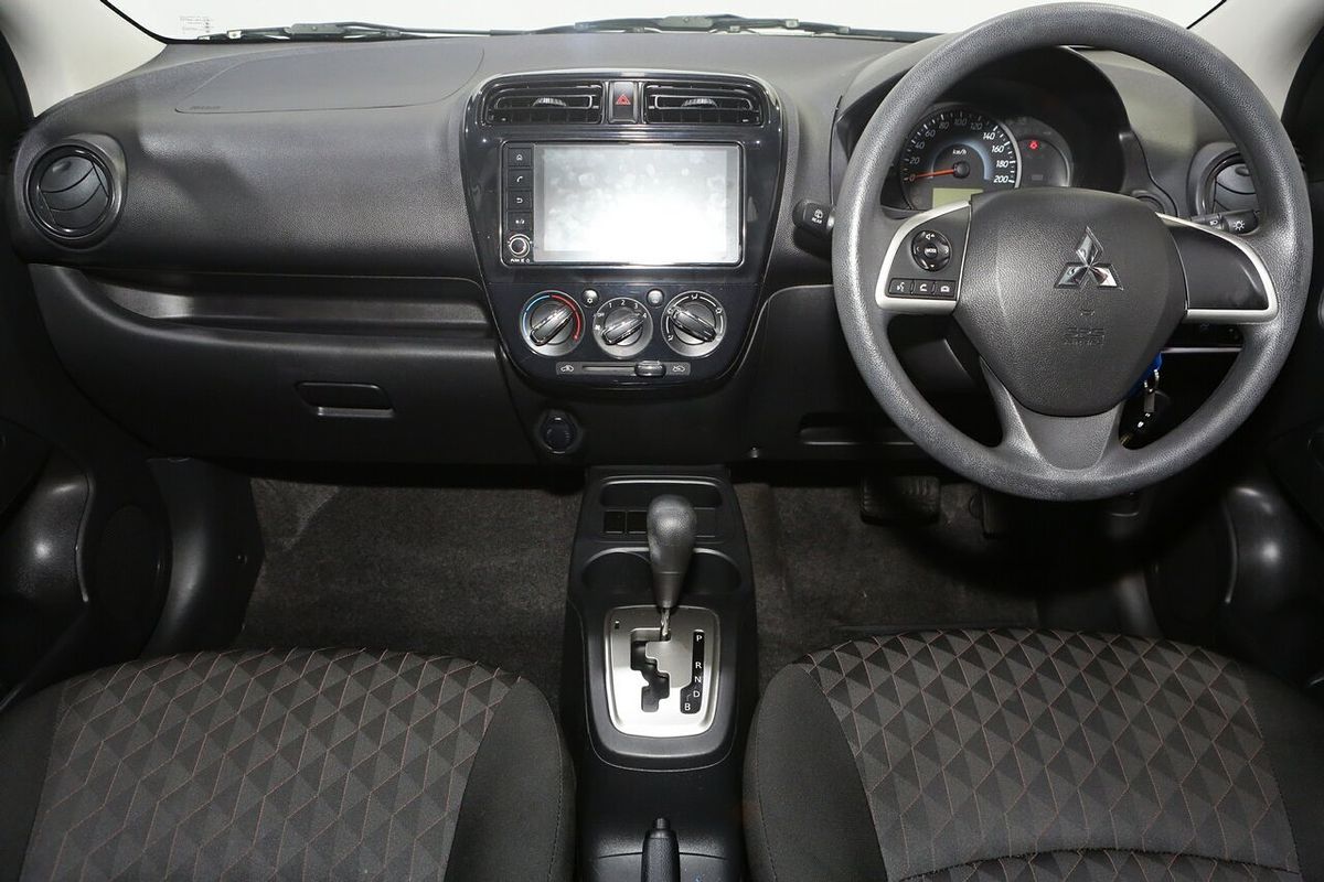2021 Mitsubishi Mirage ES LB