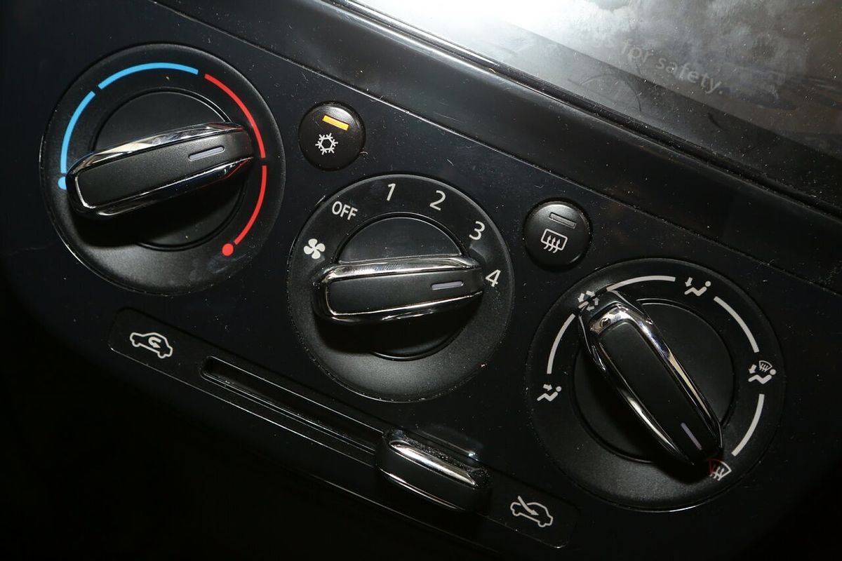 2021 Mitsubishi Mirage ES LB