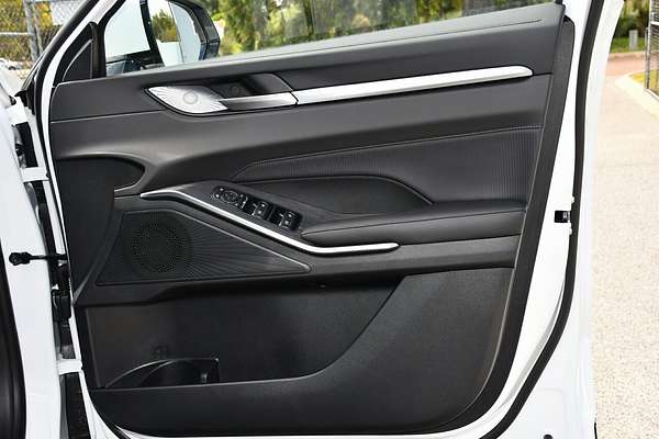 2025 GWM Haval H6 Lux B01