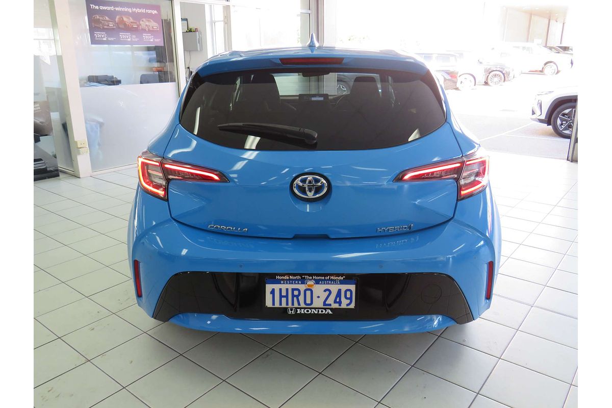 2022 Toyota Corolla SX Hybrid ZWE211R