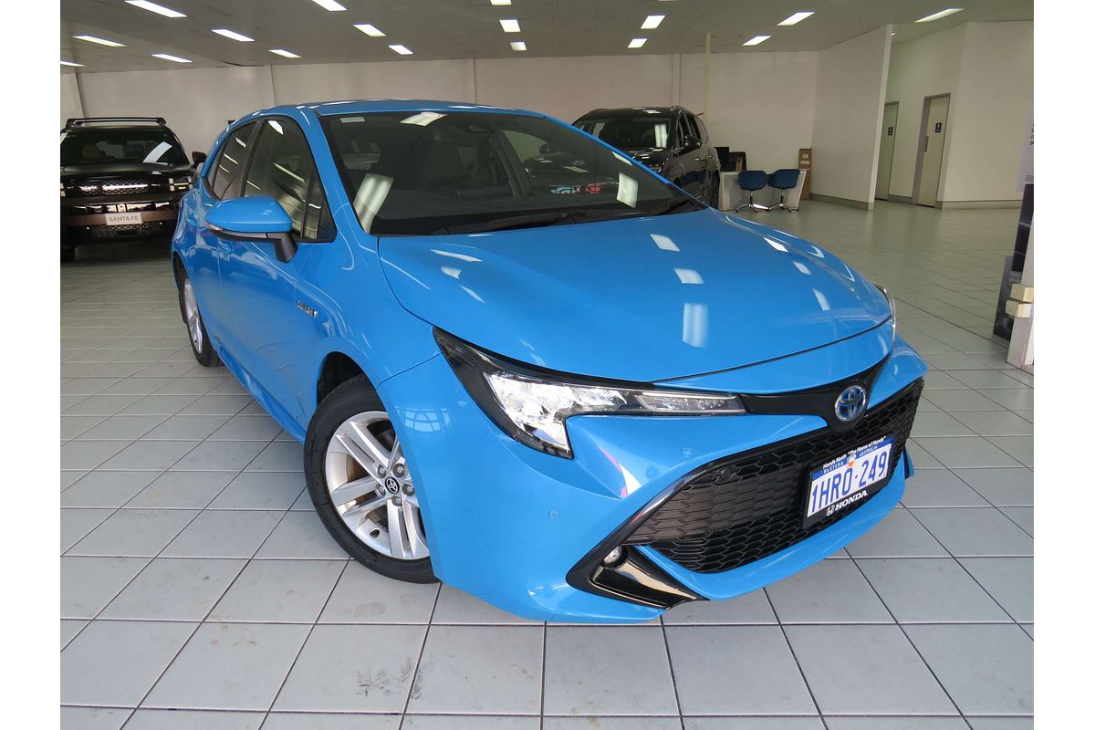 2022 Toyota Corolla SX Hybrid ZWE211R
