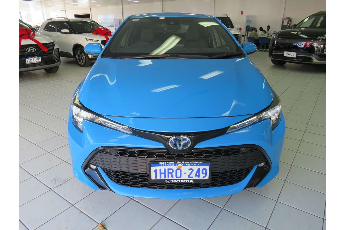 2022 Toyota Corolla SX Hybrid ZWE211R