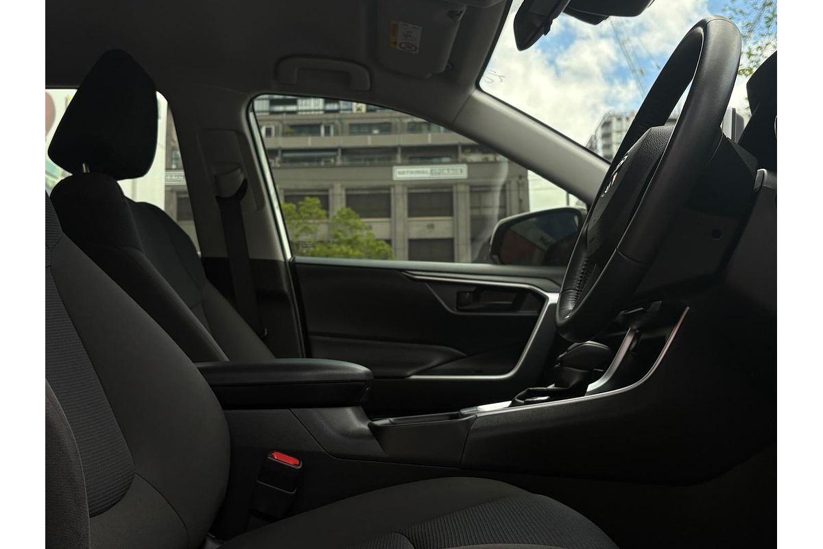 2021 Toyota RAV4 GXL AXAH54R