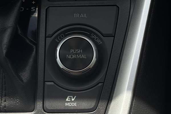 2021 Toyota RAV4 GXL AXAH54R