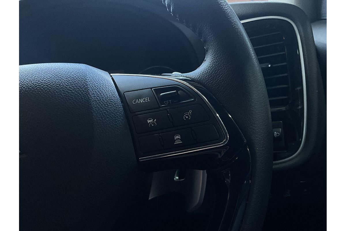 2020 Mitsubishi Outlander LS ZL