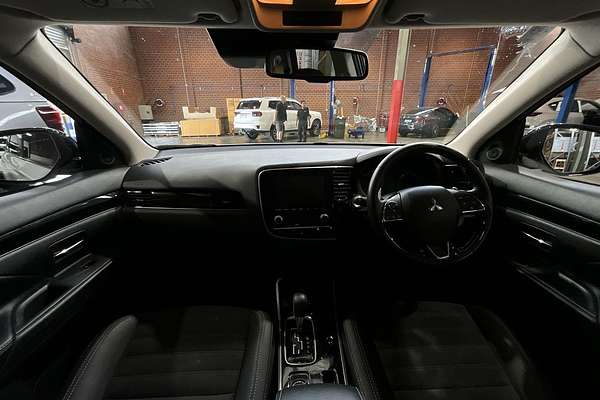 2020 Mitsubishi Outlander LS ZL