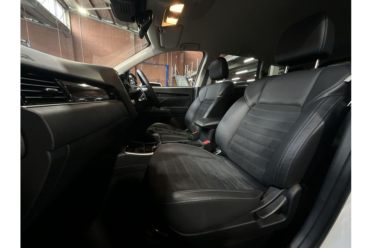 2020 Mitsubishi Outlander LS ZL