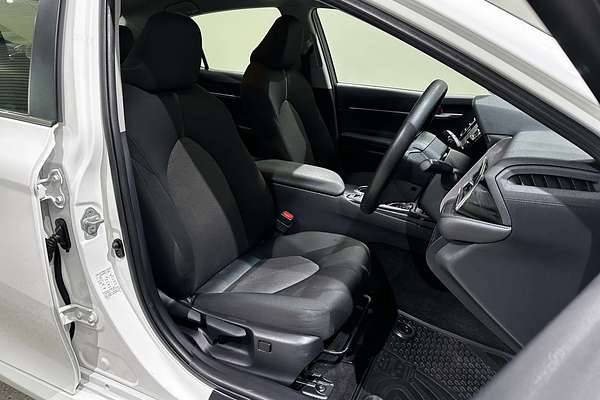 2019 Toyota Camry Ascent AXVH71R