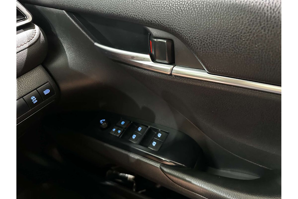 2019 Toyota Camry Ascent AXVH71R
