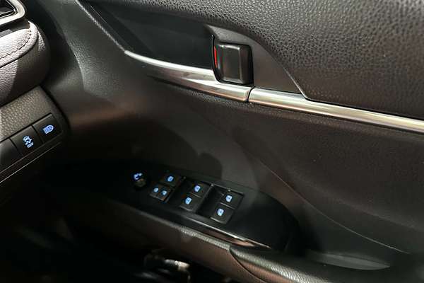 2019 Toyota Camry Ascent AXVH71R
