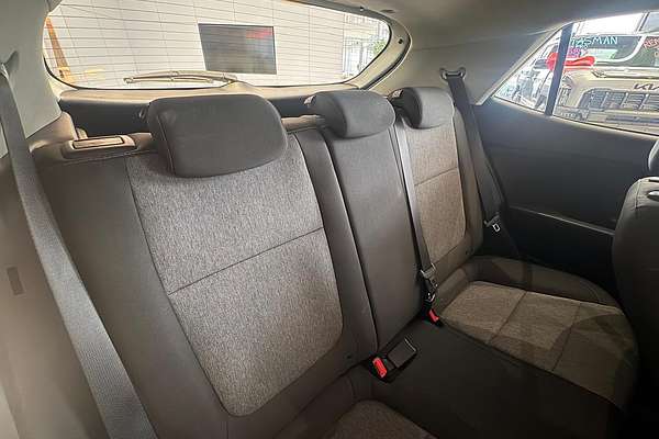 2021 Kia Stonic S YB