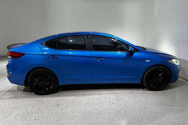 2017 Hyundai Elantra Active AD