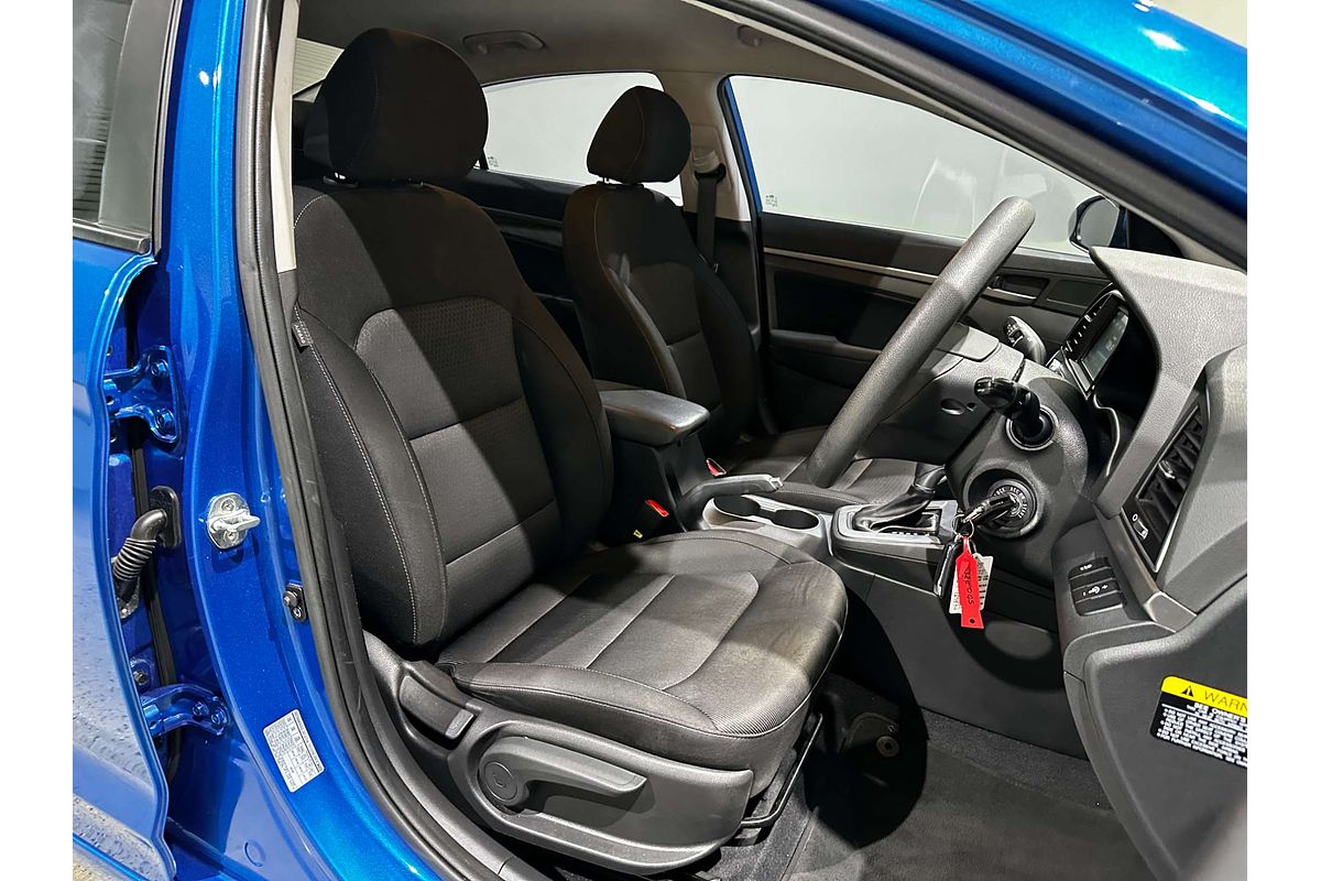 2017 Hyundai Elantra Active AD