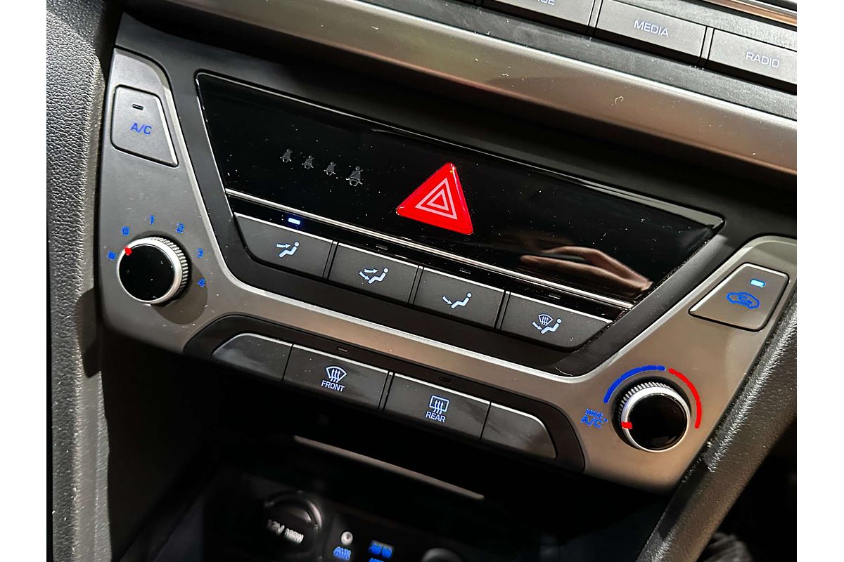 2017 Hyundai Elantra Active AD