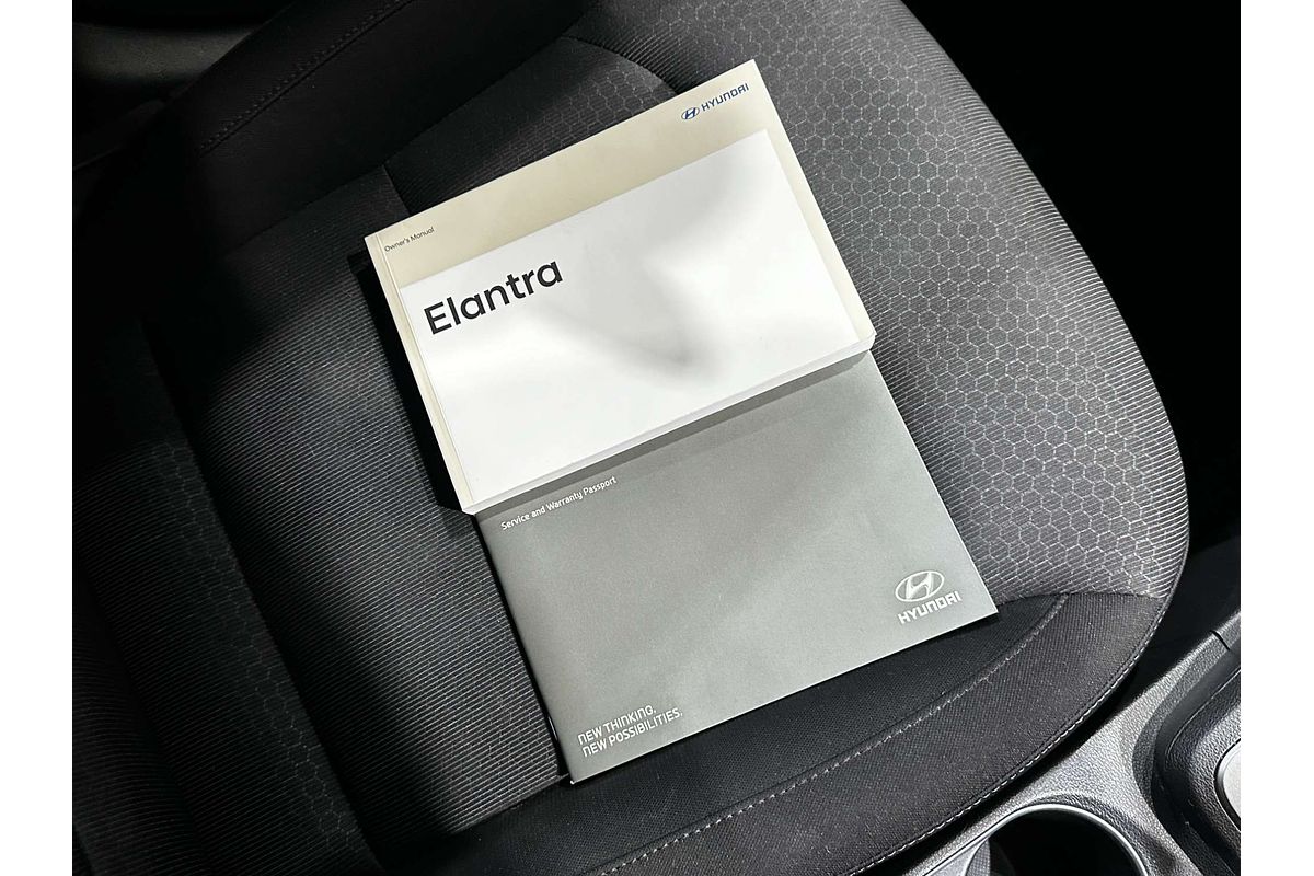 2017 Hyundai Elantra Active AD
