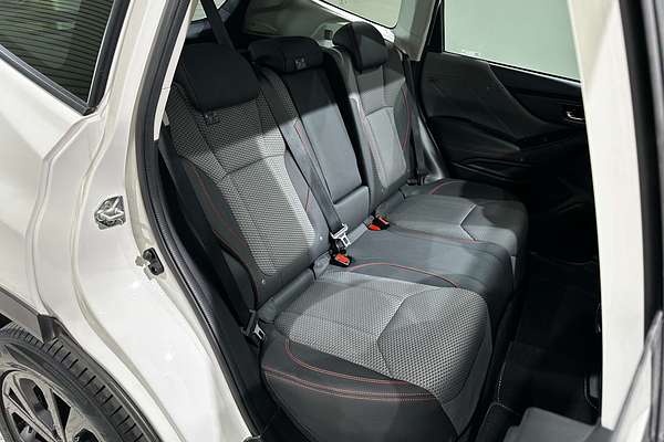 2023 Subaru Forester 2.5i Sport S5