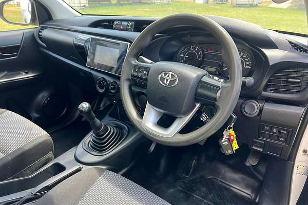 2015 Toyota Hilux Workmate GUN122R Rear Wheel Drive