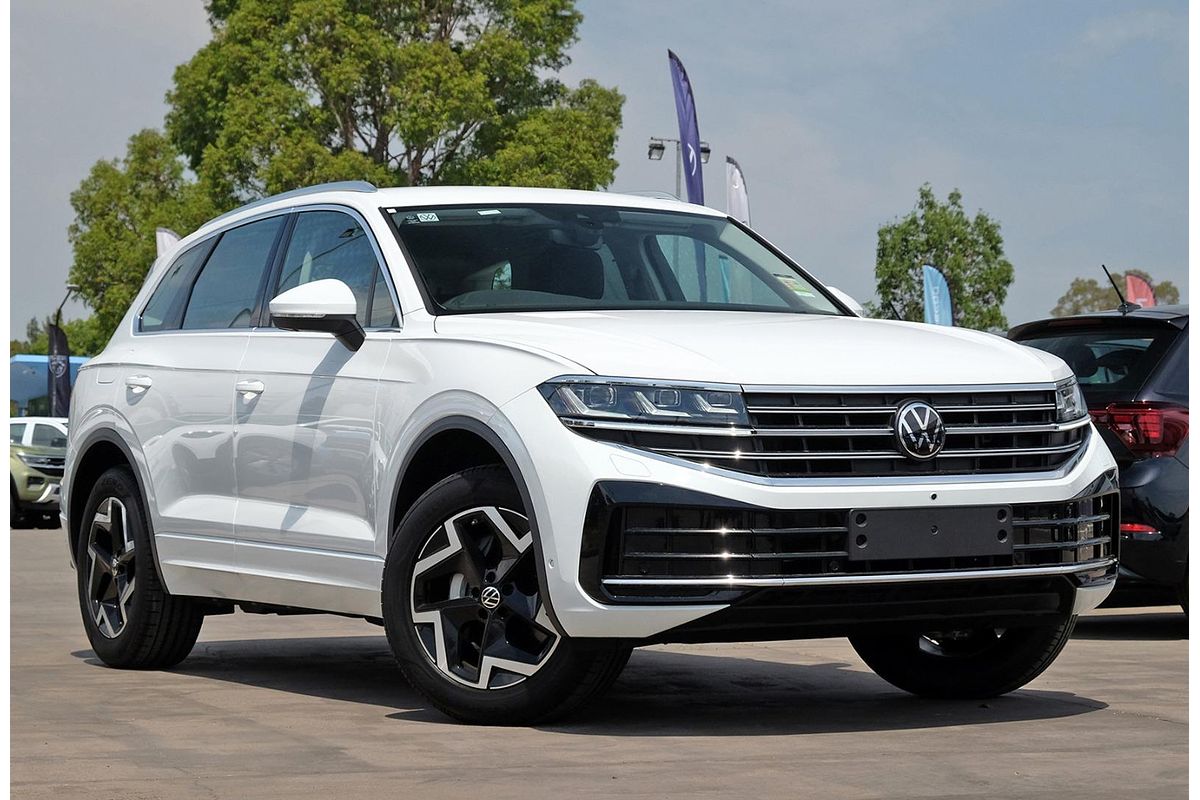 2025 Volkswagen Touareg 170TDI RC