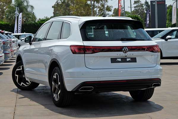 2025 Volkswagen Touareg 170TDI RC