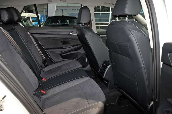 2025 Volkswagen Golf 110TSI Style 8.5