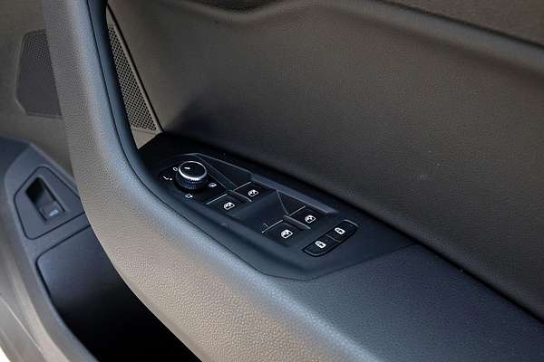 2025 Volkswagen Touareg 170TDI RC