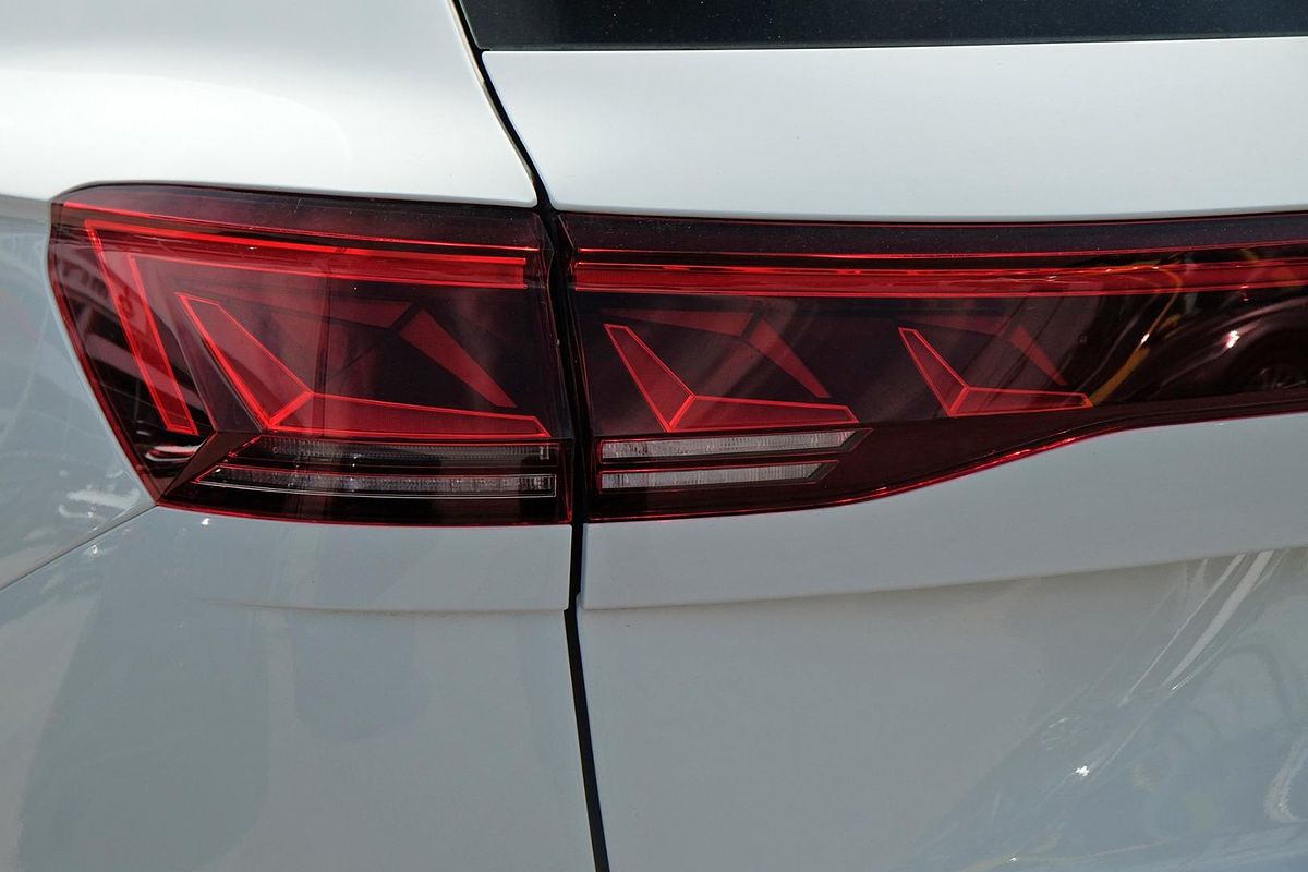 2025 Volkswagen Touareg 170TDI RC