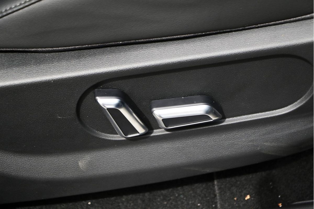 2025 GWM Cannon Alpha Lux PHEV P05 4X4